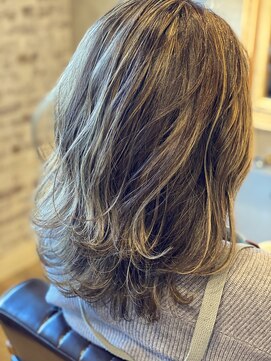 ヴァニラノースヘアー(vanilla#NORTH HAIR) ハイライト×れいやースタイル