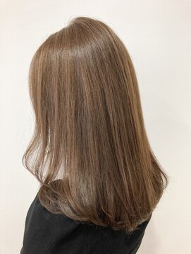 ヘッズ 本八幡店(HEADS) オリーブベージュ　ツヤカラー　HEADS 市川　学割　イルミナ