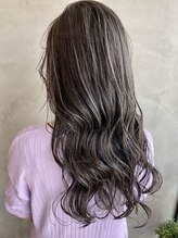 デザインにこだわってブリーチありの透明感カラーにしたい方【カット+ブリーチ+カラー+ケアTr￥12000～】