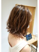 【粋lima銀座】ふんわりと抜け感あふれるバレイヤージュボブ
