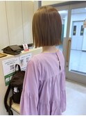 切りっぱなしボブ　×  ハイトーンカラー