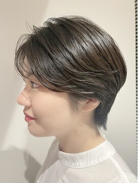 ニーナ(NI-NA) 大人ショート