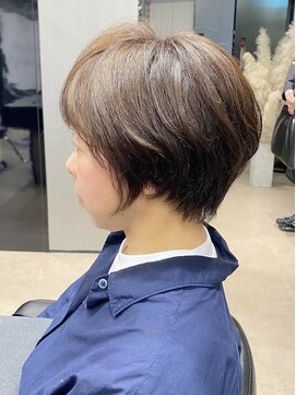 ハルキ ミナト ジャパン オオサカ(HARUKI MINATO japan OSAKA) 30代40代50代小顔似合わせカットくびレイヤーエモージュ大人可愛