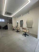 ドットサイン(.CYEN)