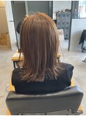 秋ベージュ暖色系カラー透明感立体感20代30代美シルエット