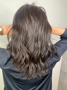 アンダーバーホワイト 泉佐野店(_WHITE) ☆ ハイライトカラー　ケアブリーチ　ダブルカラー　イルミナ