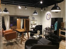 イッツブランニューバーバーショップ(IT's BRAND NEW BARBER SHOP)