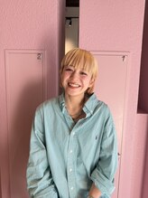 『 AYU ＞＞＞今、旬のカラーデザイン×印象ＵＰへアで２０/３０代支持♪ 』