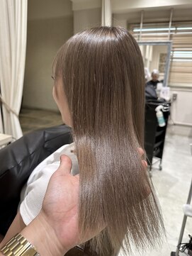 フレーム へアアンドトリートメント 天王寺北口店(FRAME) ツヤっとシルキーグレージュ