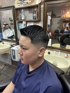 アールズ ヘア(R's hair) MEN’S HAIR/ブルーブラック/フェザーパーマ/ 印西　印西市