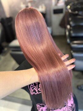 エルバイラビス 大宮(elu by lovis) 《三宅悠斗》ピンクカラー/大宮/ブリーチ