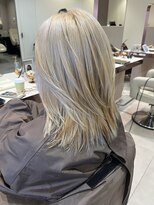 クララ 守谷店(CLALA)&nbsp;透明感MAX！ホワイトベージュ