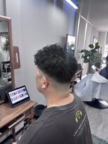 リイ(Lii)&nbsp;メンズ　ショート　フェード　スパイラル　スパイラルパーマ