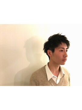 スニップ(snip) モヒカンシルエットの爽やかショート