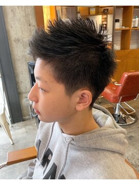 トリックスタンダードナチュラル(TRICK STANDARD Natural) 清潔感◎スッキリショートスタイル