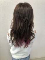 レーヴ(Reve)&nbsp;透け感アッシュ、インナーカラーピンク