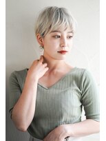 マセナ(Masena)&nbsp;ブロンドコンパクトショート