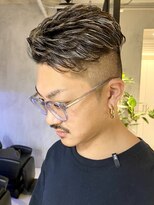 エリマ 調布(elima)&nbsp;メンズハイライト/スキンフェード/サイドパート/かき上げ/調布