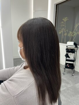 ブルージュ ヘアー(Brugge hair) うるサラストレート