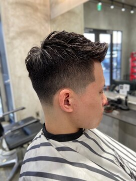 エフエム 明大前(FM) バーバー 刈り上げショート/メンズ/フェードカット