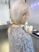 ゲーム 原宿店(GAME)&nbsp;ホワイトカラー /アッシュ/顔周り/オージュア/髪質改善/原宿