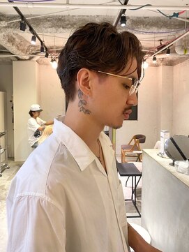 ルーム(Loom.) メンズカットメンズスタイルパーマスタイル