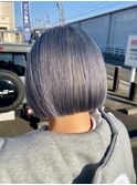 切りっぱなし シルバーボブ