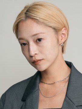 ソワネ 表参道(soigne) 表参道ショートボブ顔周りレイヤーカットアッシュベージュ40代