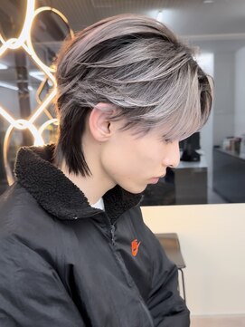 ラ キング(LA KING) MEN’S HAIR/バレイヤージュ/刈り上げセンターパート/栄久屋大通