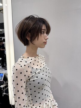 エアー 銀座タワー(AIR) 【藤岡】小顔効果ショートボブ移行スタイル