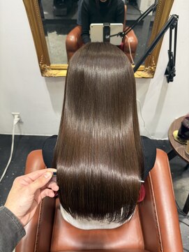 シアー 大阪梅田(SHEER.) 髪質改善×縮毛矯正×酸性ストレート【大阪梅田,中崎町美容室】