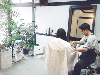 オフ(off)の写真/日常に寛ぎ空間を─。確かな技術と安心感のある接客で、ゆったりとした美容室時間をお過ごしいただけます＊
