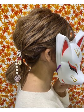 コマ(coma) 【coma中野】ラフアレンジハイライトカラーセミウェットウェーブ