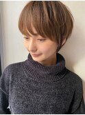 オリーブアッシュショート/ふんわりショートボブ/丸みシルエット