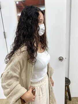 マド(Mado) ぐりぐりパーマ
