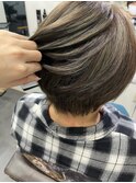 白髪染めを使わないグレイカラー×たっぷりハイライト