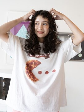 ウェルク(welc) 黒髪グレーベージュレイヤーロング前髪パーマアッシュブラック