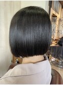 グロスストレート・ワンレングスボブ