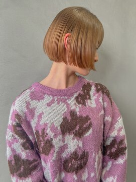 モノトーン(MONOTONE) ミニボブベージュ