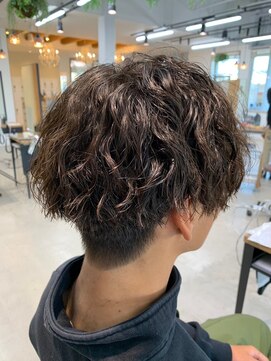 グランデュール 焼津店(GRANDEUR) メンズパーマ/波ウェーブ