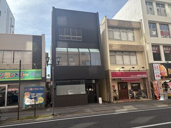 Juno hair（旧店名：アムールヘアー）