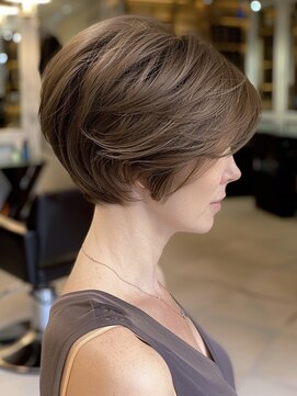 アルトリスト(Altruist Aging×HAIR&SPA) ☆イメチェンピンクベージュアンブレラカラー前髪クールショート