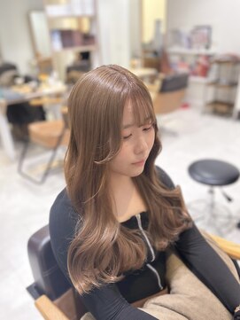 ヘアーメイクブランニュー セントラル 西大寺店(hair make Brand new central) ツヤ感ゆる巻ミルクティーベージュブリーチカラー秋カラー20代