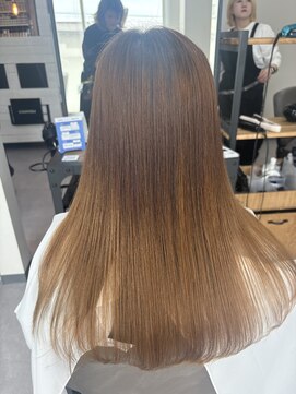 リル(Lill) 髪質改善ストレート　【豊橋】