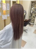 ピンクグレージュ