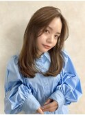 レイヤーカット × ストレートヘア