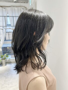 カリーナヘア(Carina Hair) 外ハネ大人レイヤースタイル