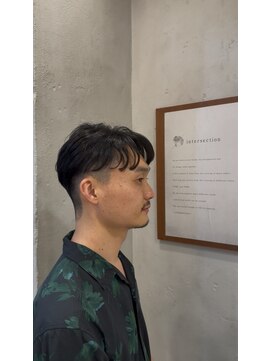 ヤード(YARD) ツーブロック×センターパート