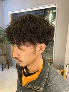 バイエイト(X8) メンズ/パーマ/ニュアンスデザイン