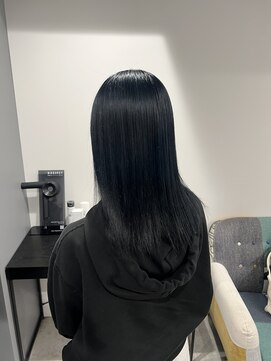 キャパ セントラル 天神 大名店(CAPA central) ブルーブラック 暗髪 髪質改善 10代